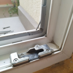 Počas výmeny tesnenia